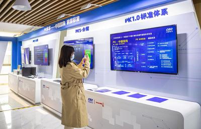 年產(chǎn)國產(chǎn)臺式機100萬臺 在“智能云”工廠感受山西信息產(chǎn)業(yè)速度