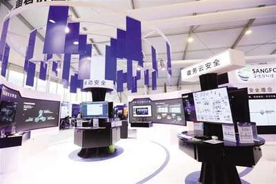 云計算產業蓬勃發展 2019年產值突破4300億，上市公司加速布局軟件科技開發